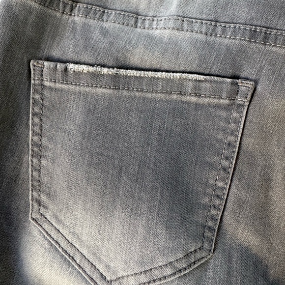 Frank Lyman Gray Embellished Hem Jeans RARE SAMPLE Size M - Picture 14 of 15